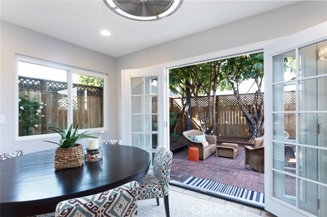 1313 Clark Lane, Redondo Beach, California 90278, 2 Bedrooms Bedrooms, ,1 BathroomBathrooms,Residential,Sold,Clark,OC17272938