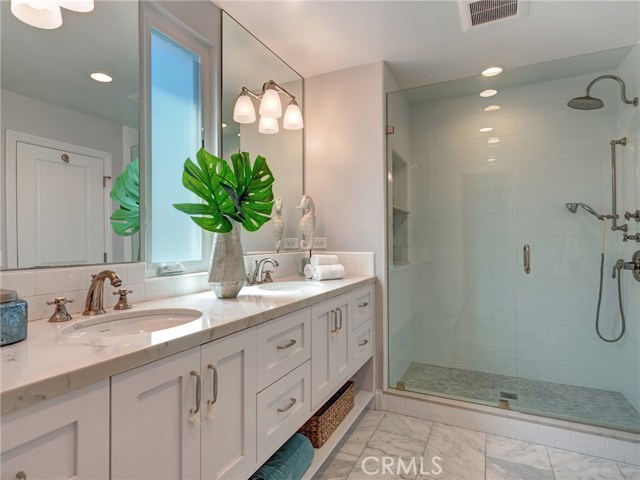 1528 Wollacott Street, Redondo Beach, California 90278, 3 Bedrooms Bedrooms, ,2 BathroomsBathrooms,Residential,Sold,Wollacott,SB19248290