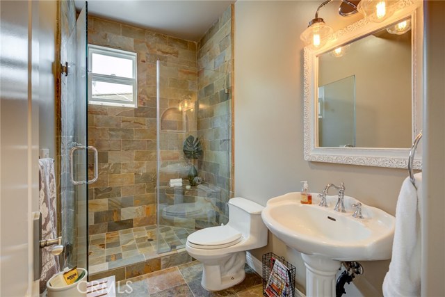 1144 9th Street, Hermosa Beach, California 90254, 5 Bedrooms Bedrooms, ,4 BathroomsBathrooms,Residential,Sold,9th,SB19216948