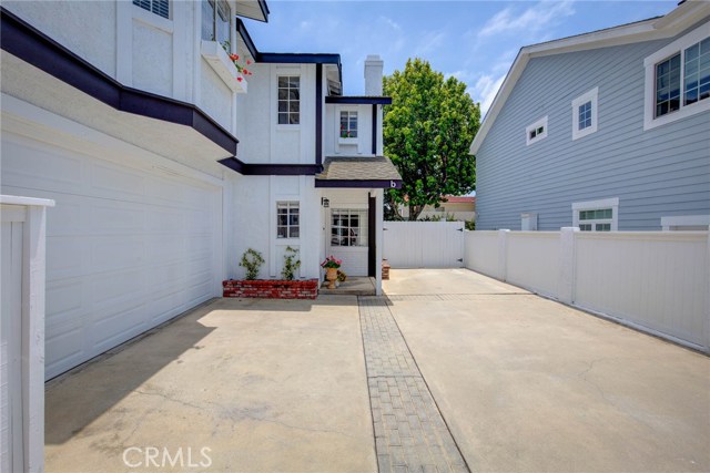 2606 Huntington Lane, Redondo Beach, California 90278, 4 Bedrooms Bedrooms, ,2 BathroomsBathrooms,Residential,Sold,Huntington,PV19130613