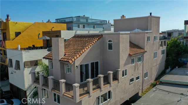 821 Cypress Avenue, Hermosa Beach, California 90254, ,Residential Income,Sold,Cypress,SB20118249