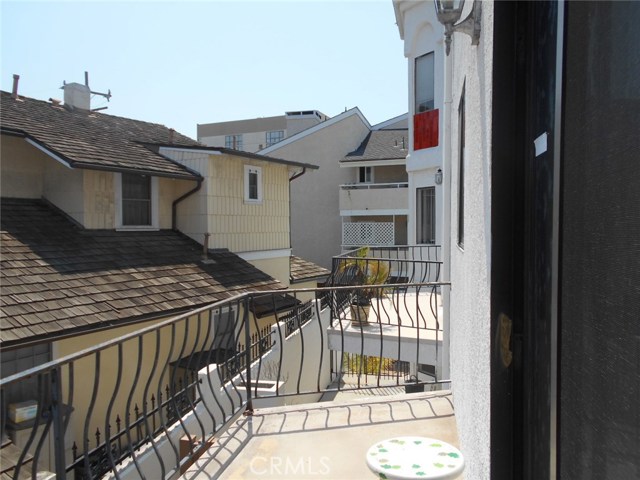 425 Catalina Avenue, Redondo Beach, California 90277, 3 Bedrooms Bedrooms, ,3 BathroomsBathrooms,Residential,Sold,Catalina,SB17159128