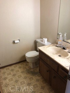 2406 Aviation Boulevard, Redondo Beach, California 90278, 2 Bedrooms Bedrooms, ,1 BathroomBathrooms,Residential,Sold,Aviation,SB20025429