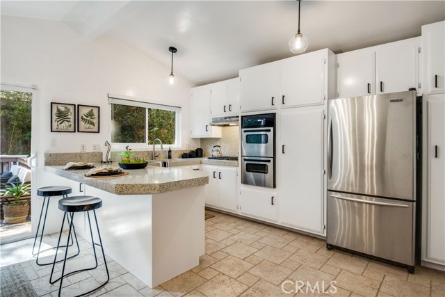 1714 Armour Lane, Redondo Beach, California 90278, 3 Bedrooms Bedrooms, ,2 BathroomsBathrooms,Residential,Sold,Armour,SB19204127