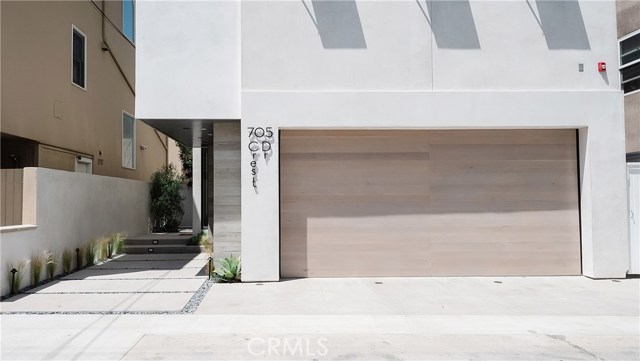 705 Crest Drive, Manhattan Beach, California 90266, 5 Bedrooms Bedrooms, ,2 BathroomsBathrooms,Residential,Sold,Crest,SB20098855