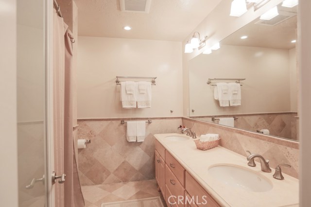 2533 Via Sanchez, Palos Verdes Estates, California 90274, 5 Bedrooms Bedrooms, ,3 BathroomsBathrooms,Residential,Sold,Via Sanchez,WS17182141