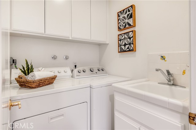 2225 Mathews Avenue, Redondo Beach, California 90278, 3 Bedrooms Bedrooms, ,2 BathroomsBathrooms,Residential,Sold,Mathews,PV21085023