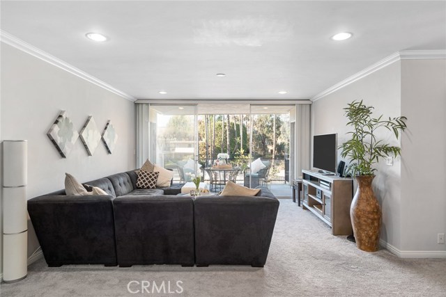 1 Bed Home for Sale in Los Angeles, California
