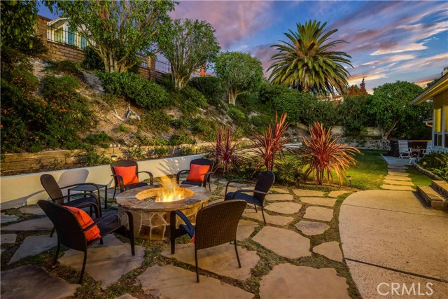 11 Covered Wagon Lane, Rolling Hills Estates, California 90274, 4 Bedrooms Bedrooms, ,4 BathroomsBathrooms,Residential,Sold,Covered Wagon,PV18258893