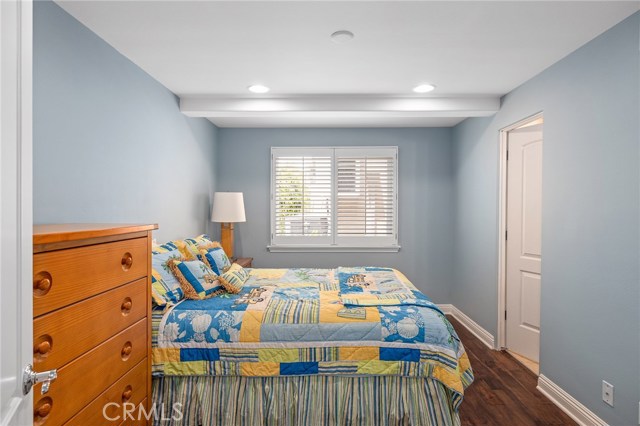 Middle bedroom with bath and walk-in closet