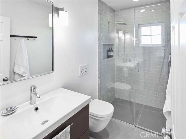 4 Bed Home for Sale in El Segundo, California