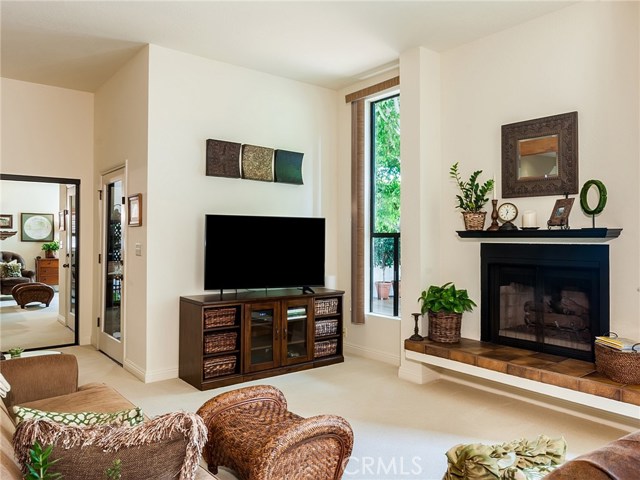 317 Broadway, Redondo Beach, California 90277, 3 Bedrooms Bedrooms, ,2 BathroomsBathrooms,Residential,Sold,Broadway,SB17224085