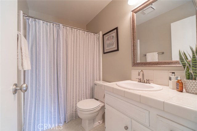 800 Camino Real, Redondo Beach, California 90277, 2 Bedrooms Bedrooms, ,2 BathroomsBathrooms,Residential,Sold,Camino Real,SB20200245