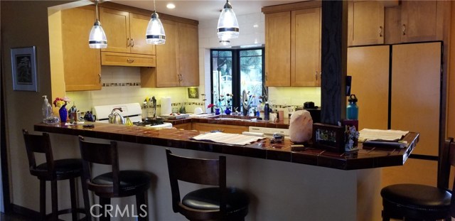807 High Lane, Redondo Beach, California 90278, 3 Bedrooms Bedrooms, ,1 BathroomBathrooms,Residential,Sold,High,DW21019354