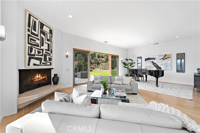 3 Bed Home for Sale in Los Angeles, California