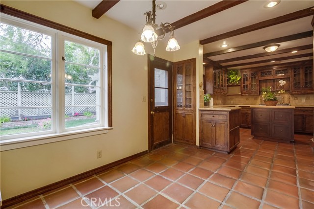 Breakfast Nook & Kitchen