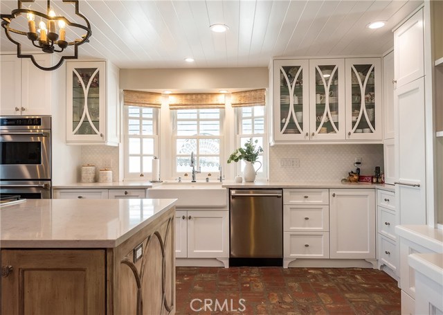 659 18th Street, Manhattan Beach, California 90266, 4 Bedrooms Bedrooms, ,3 BathroomsBathrooms,Residential,Sold,18th,SB19269469