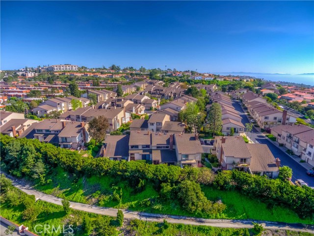 6325 Ridgepath Court, Rancho Palos Verdes, California 90275, 3 Bedrooms Bedrooms, ,3 BathroomsBathrooms,Residential,Sold,Ridgepath,SB17073159