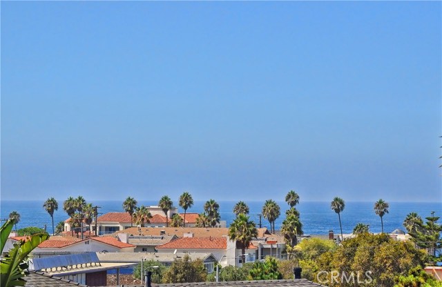 325 Avenue G, Redondo Beach, California 90277, 4 Bedrooms Bedrooms, ,2 BathroomsBathrooms,Residential,Sold,Avenue G,SB18227569