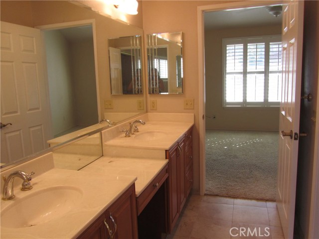 Jack & Jill Bathroom with Dual Sinks