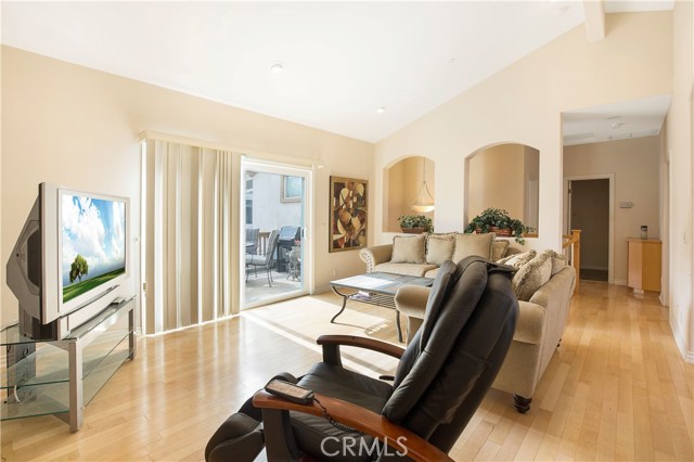 2225 Mathews Avenue, Redondo Beach, California 90278, 3 Bedrooms Bedrooms, ,3 BathroomsBathrooms,Residential,Sold,Mathews,SB19082504