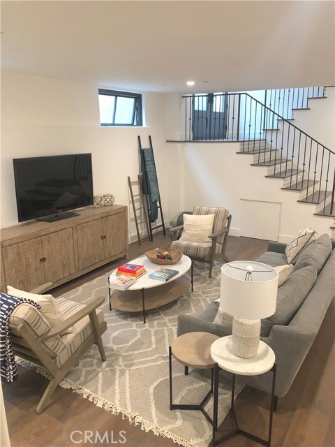 1720 Walnut Avenue, Manhattan Beach, California 90266, 5 Bedrooms Bedrooms, ,4 BathroomsBathrooms,Residential,Sold,Walnut,SB20059383