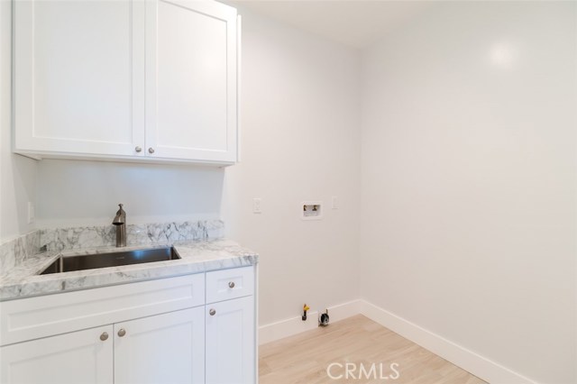 2200 Harkness Street, Manhattan Beach, California 90266, 5 Bedrooms Bedrooms, ,4 BathroomsBathrooms,Residential,Sold,Harkness,SB18090113