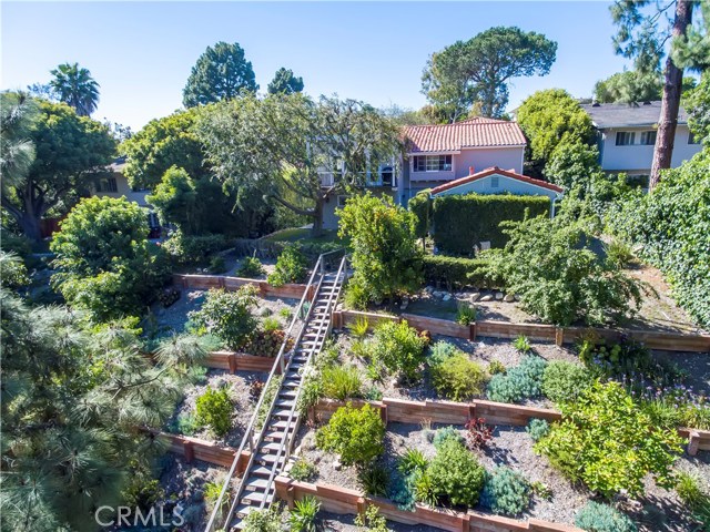 2112 Via Alamitos, Palos Verdes Estates, California 90274, 4 Bedrooms Bedrooms, ,3 BathroomsBathrooms,Residential,Sold,Via Alamitos,SB20110791