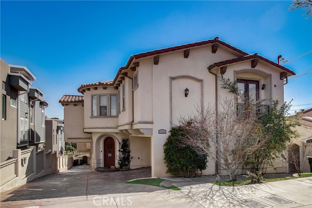 1910 Marshallfield Lane, Redondo Beach, California 90278, 4 Bedrooms Bedrooms, ,4 BathroomsBathrooms,Residential,Sold,Marshallfield,SB21057730