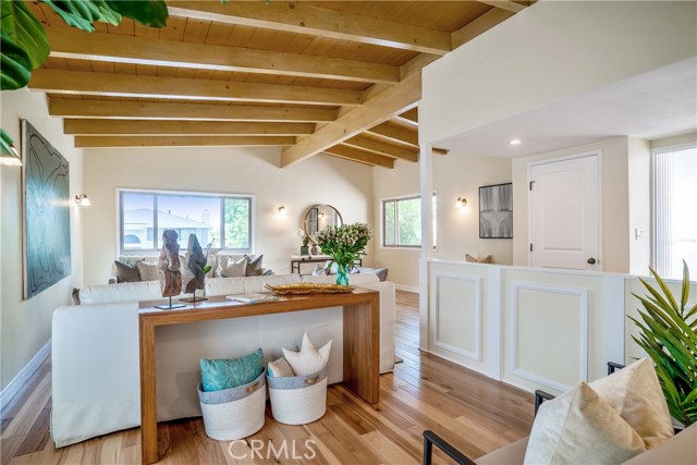 Oh the places you'll go.. many areas to relax and enjoy beach life. Play a game of scrabble, create a playroom area for the kids, entertain for hours. Welcome home.