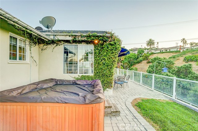 2163 Ronsard Road, Rancho Palos Verdes, California 90275, 3 Bedrooms Bedrooms, ,2 BathroomsBathrooms,Residential,Sold,Ronsard,SB20112673