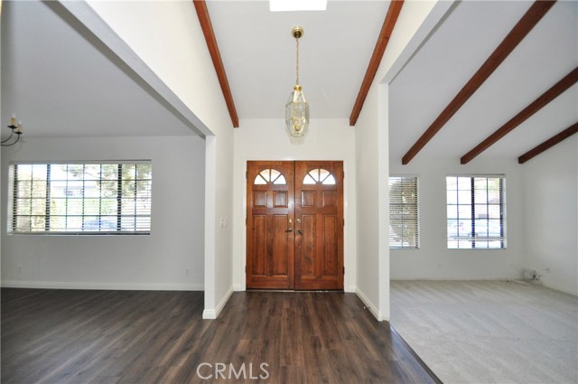 2404 Huntington Lane, Redondo Beach, California 90278, 3 Bedrooms Bedrooms, ,2 BathroomsBathrooms,Residential,Sold,Huntington Lane,SB18166287