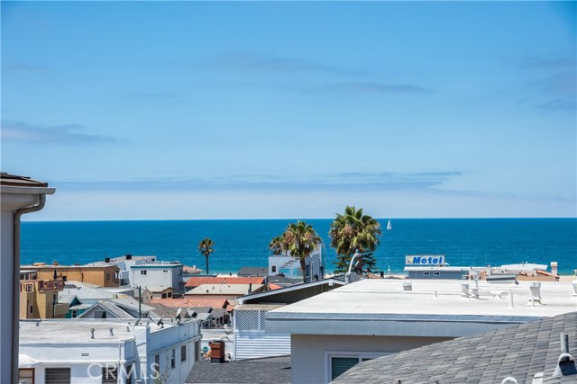 1019 Monterey Boulevard, Hermosa Beach, California 90254, 3 Bedrooms Bedrooms, ,3 BathroomsBathrooms,Residential,Sold,Monterey,SB20137886