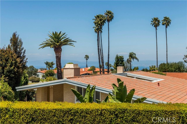 1562 Granvia Altamira, Palos Verdes Estates, California 90274, 4 Bedrooms Bedrooms, ,3 BathroomsBathrooms,Residential,Sold,Granvia Altamira,PV18116853