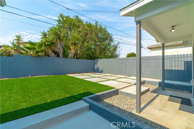 2705 Robinson Street, Redondo Beach, California 90278, 4 Bedrooms Bedrooms, ,3 BathroomsBathrooms,Residential,Sold,Robinson,SB21127805