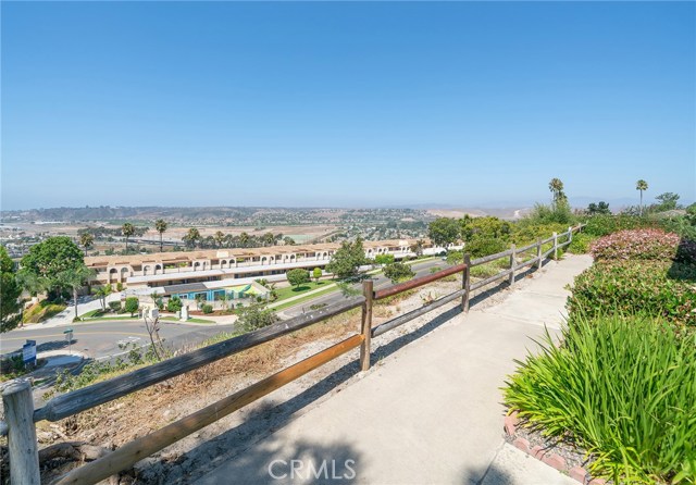 3660 Vista Campana N
