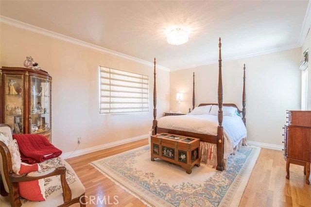 Master Bedroom, oversized with seating area