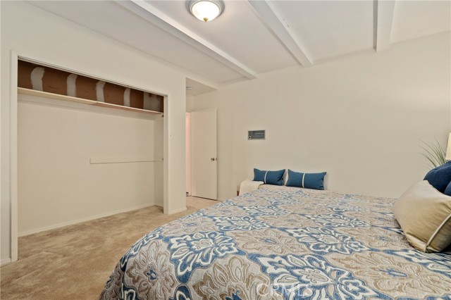 57 Strawberry Lane, Rolling Hills Estates, California 90274, 6 Bedrooms Bedrooms, ,3 BathroomsBathrooms,Residential,Sold,Strawberry,SB21051778