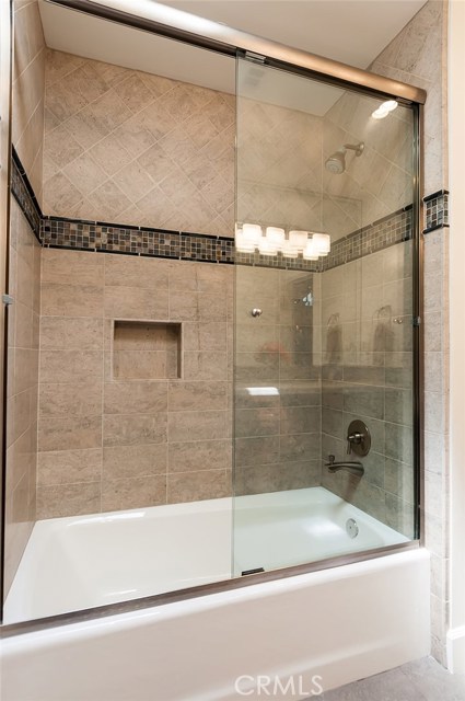 1608 Faymont Avenue, Manhattan Beach, California 90266, 3 Bedrooms Bedrooms, ,1 BathroomBathrooms,Residential,Sold,Faymont,SB17110962