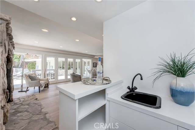 937 Via Del Monte, Palos Verdes Estates, California 90274, 3 Bedrooms Bedrooms, ,1 BathroomBathrooms,Residential,Sold,Via Del Monte,SB20074372