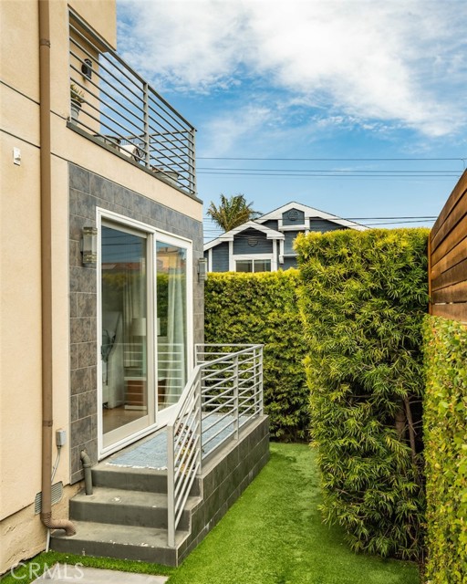 2122 Harriman Lane, Redondo Beach, California 90278, 3 Bedrooms Bedrooms, ,1 BathroomBathrooms,Residential,Sold,Harriman,SB21082053