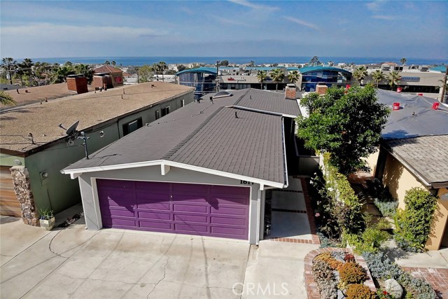 1617 Raymond Avenue, Hermosa Beach, California 90254, 3 Bedrooms Bedrooms, ,2 BathroomsBathrooms,Residential,Sold,Raymond,SB20048539