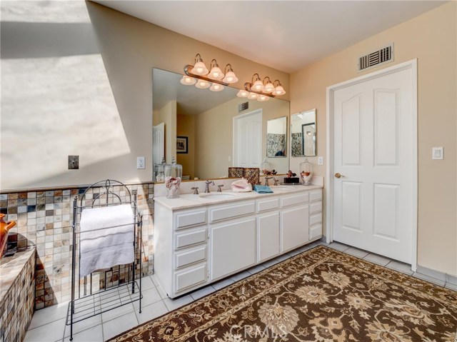 1904 Lasita Place, Rancho Palos Verdes, California 90275, 4 Bedrooms Bedrooms, ,2 BathroomsBathrooms,Residential,Sold,Lasita,PV18237817