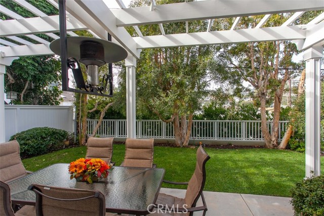 2909 Maple Avenue, Manhattan Beach, California 90266, 5 Bedrooms Bedrooms, ,3 BathroomsBathrooms,Residential,Sold,Maple,SB19265504