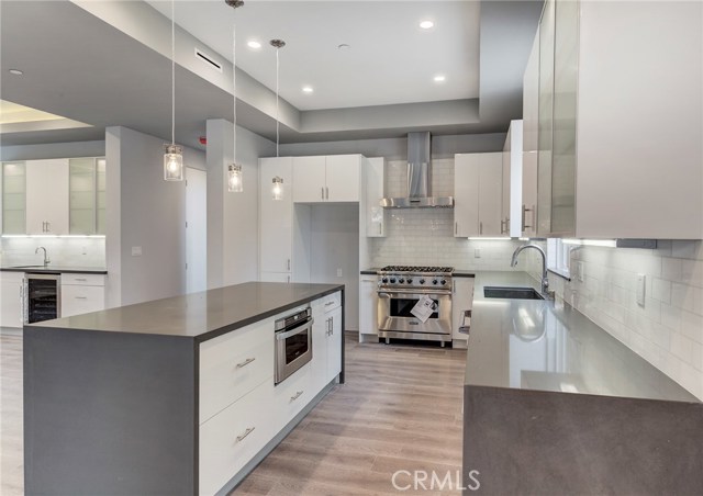 2227 Dufour Avenue, Redondo Beach, California 90278, 4 Bedrooms Bedrooms, ,3 BathroomsBathrooms,Residential,Sold,Dufour,PV17279743