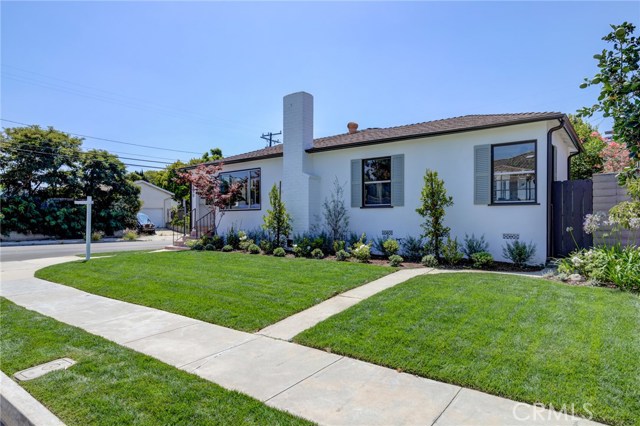 1650 21st Street, Manhattan Beach, California 90266, 4 Bedrooms Bedrooms, ,2 BathroomsBathrooms,Residential,Sold,21st,SB20149105 1650 21st Street, Manhattan Beach, California 90266, 4 Bedrooms Bedrooms, ,2 BathroomsBathrooms,Residential,Sold,21st,SB20149105