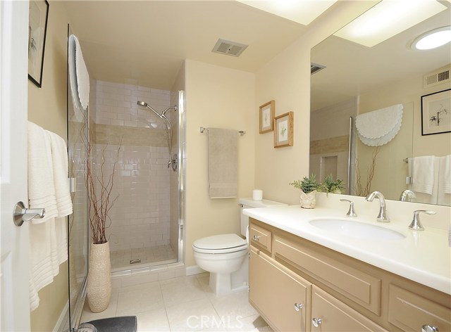 53 Aspen Way, Rolling Hills Estates, California 90274, 2 Bedrooms Bedrooms, ,1 BathroomBathrooms,Residential,Sold,Aspen,PV19150443