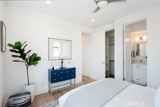 409 30th Street, Manhattan Beach, California 90266, 4 Bedrooms Bedrooms, ,2 BathroomsBathrooms,Residential,Sold,30th,SB20162447