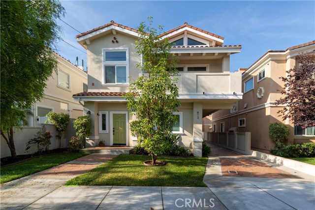 613 Lucia Avenue, Redondo Beach, California 90277, 3 Bedrooms Bedrooms, ,2 BathroomsBathrooms,Residential,Sold,Lucia,SB19228857