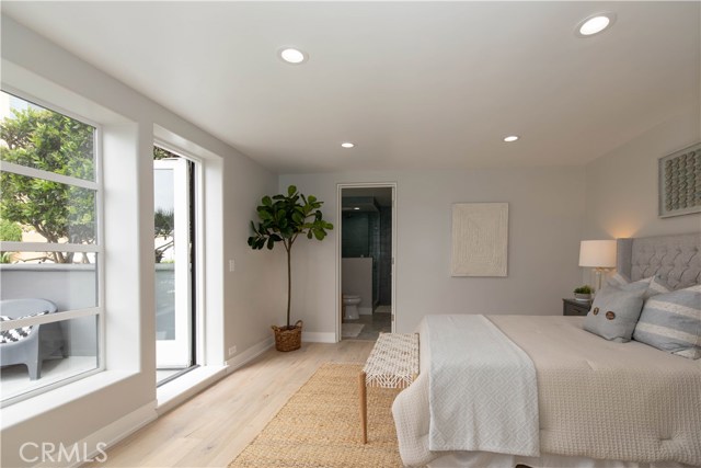 Downstairs Bedroom with Private Entry/Access to Walk Street Patio